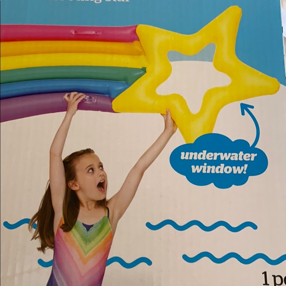 Bigmouth Kiddo Shooting Star pool float - Picture 2 of 5